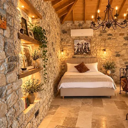Hatchas Stone House * Karaburun (Izmir)